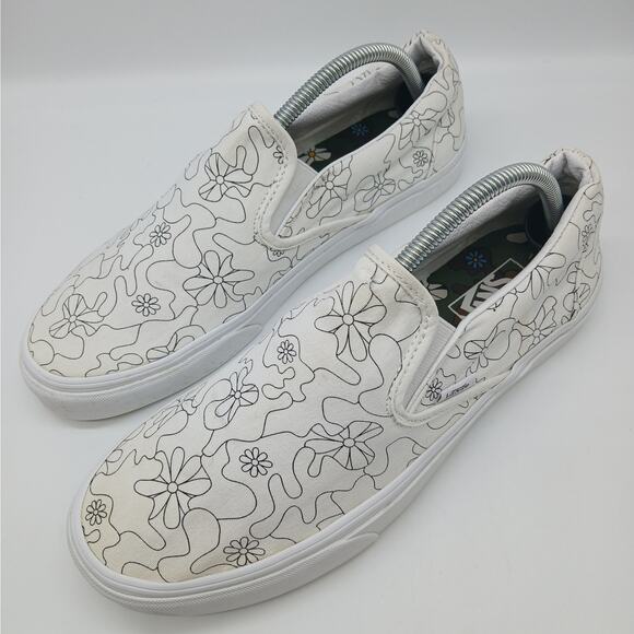 Vans Shoes - Vans Unisex Slip on U Paint Camo Daisy Skate Shoes White Black Size M10.5/W12.0